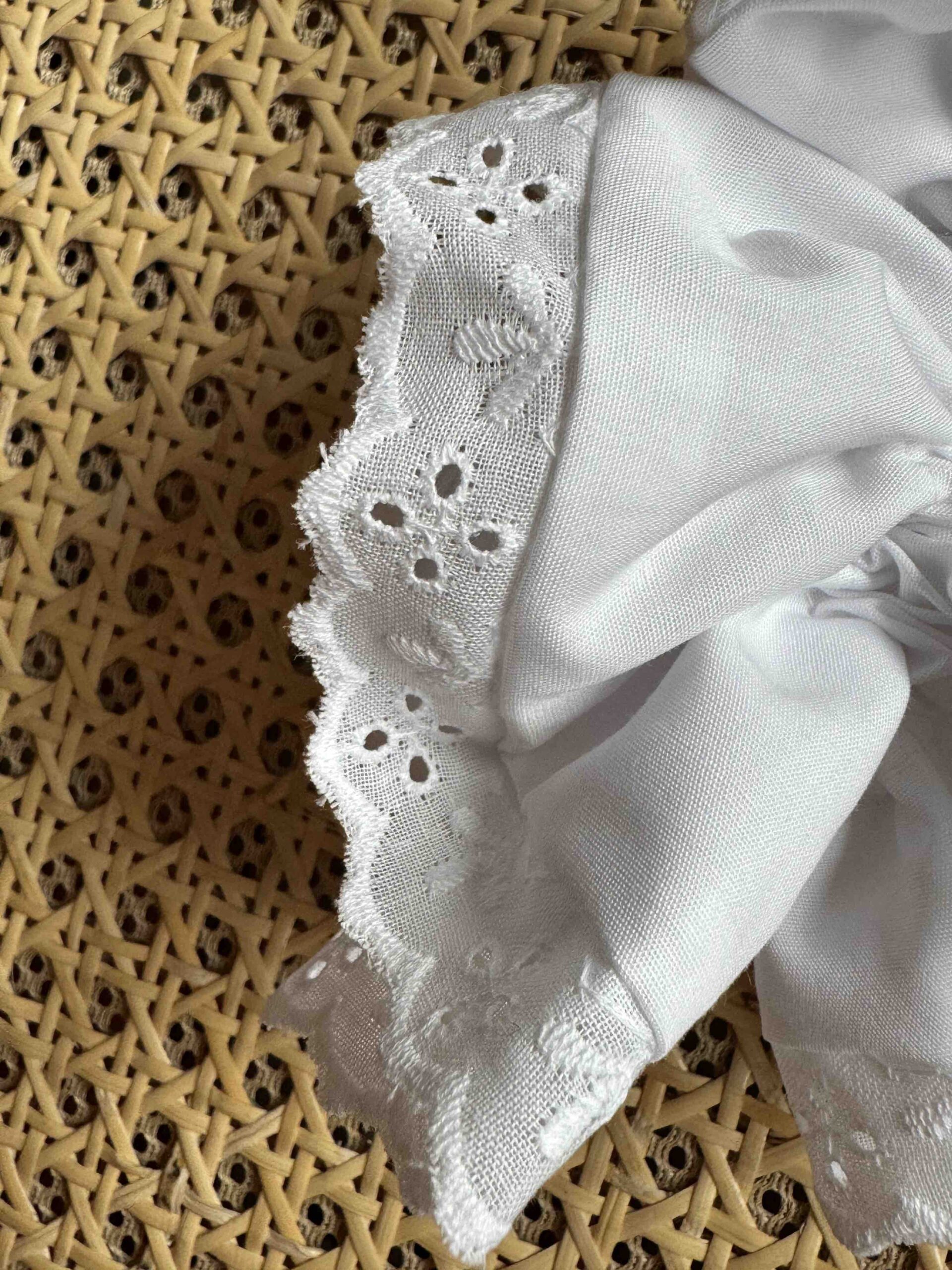 Spitzen Scrunchie mit Rüschen – Bild 5