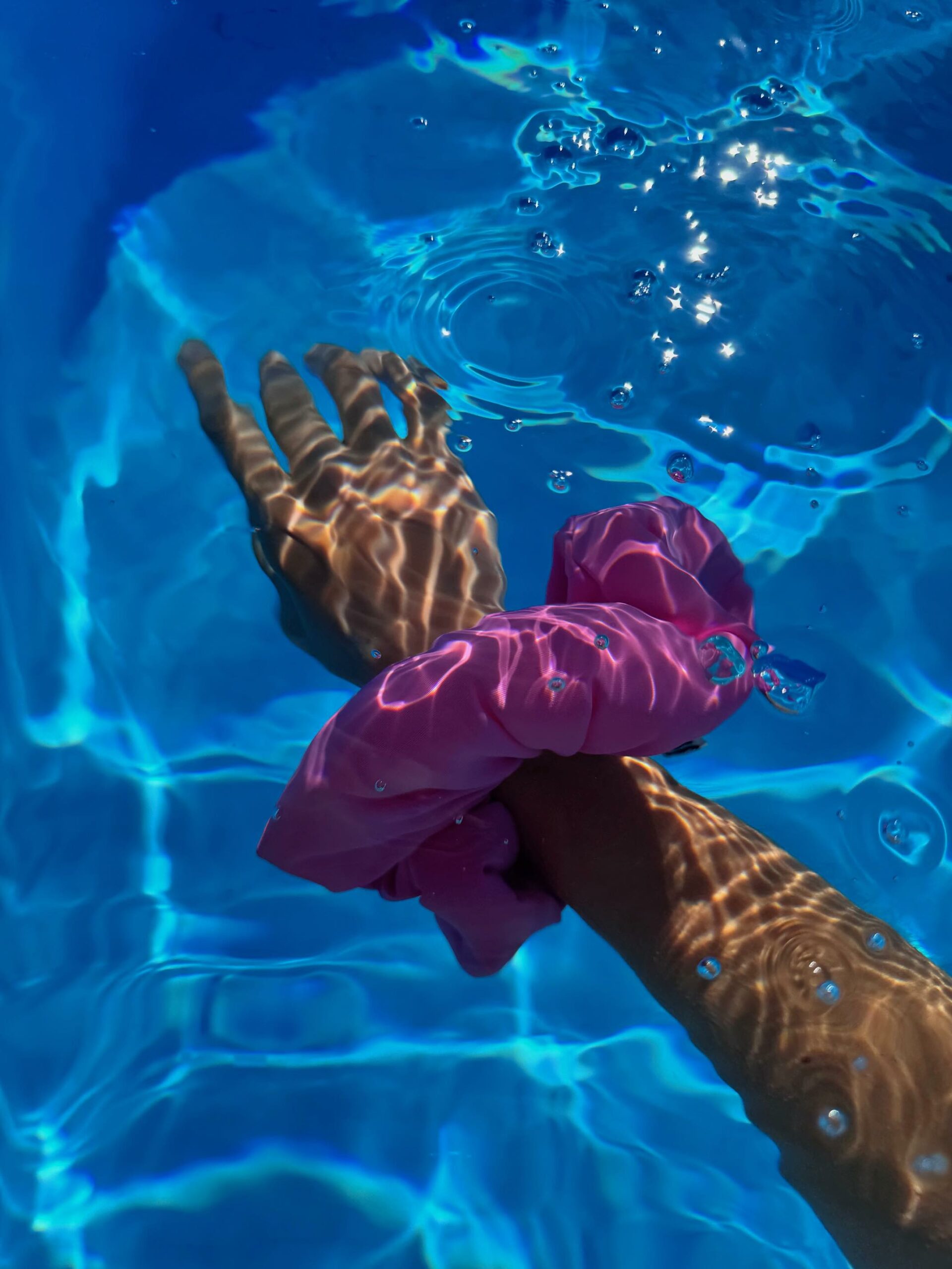 Bikini Bow massive scrunchie - Image 3