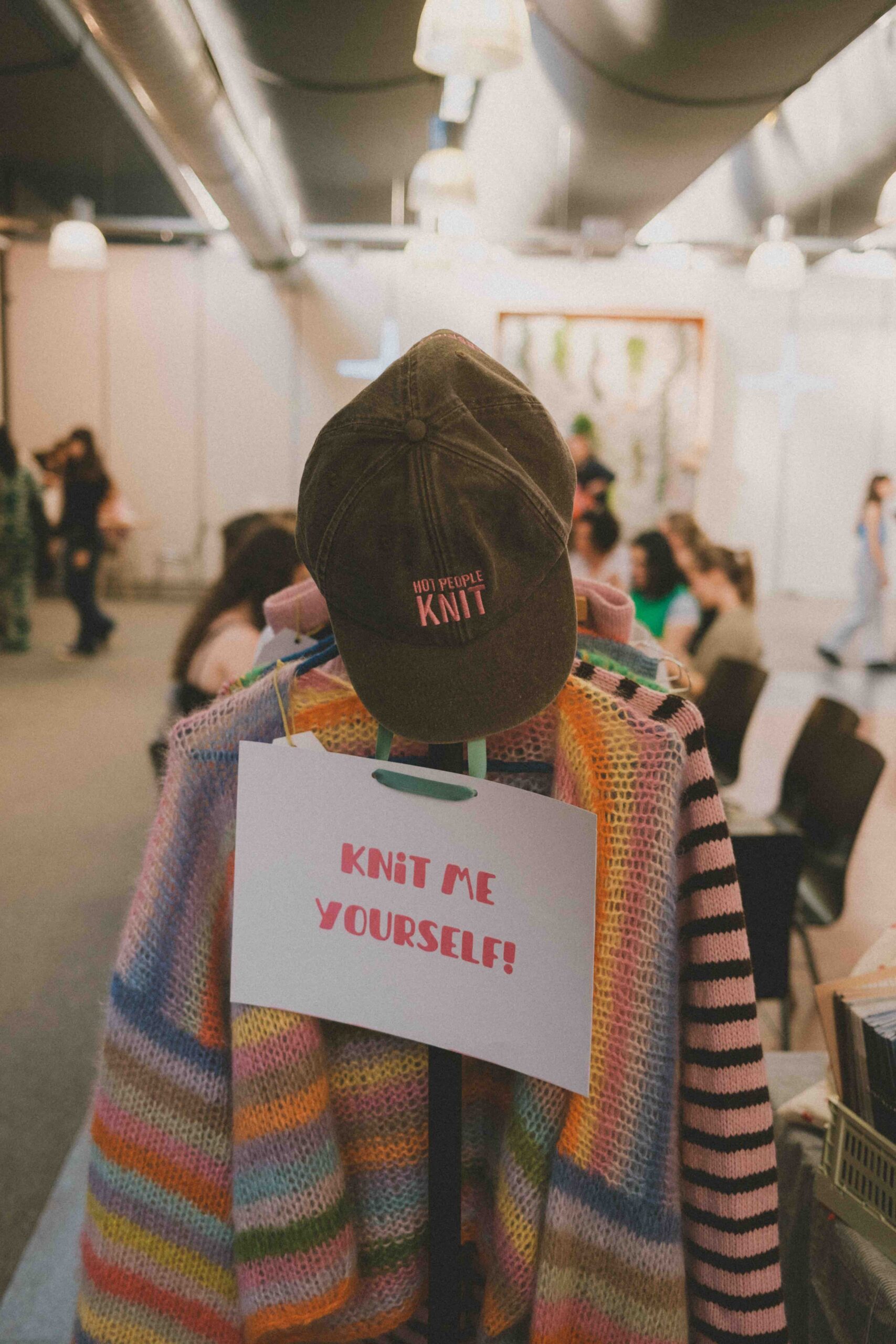 1 2025 05 10 LUNA BAZAR Quincy Schultz 37